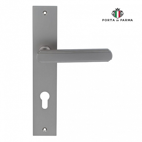 Дверная ручка на планке PORTA DI PARMA Glamour Матовый никель 2417.14.CYL